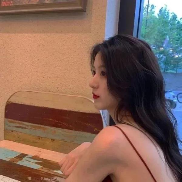 商界巨佬他不装了